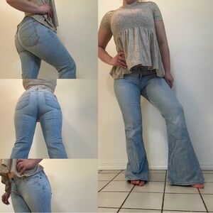 Aeropostale Light wash pink flowers embroidered Flare Jeans